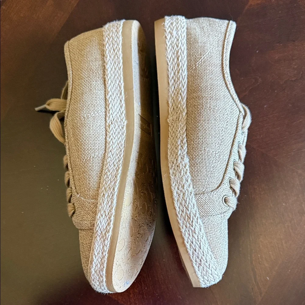 Tommy Bahama Galana Shimmer Tan Canvas Espadrille Sneakers Size  7.5